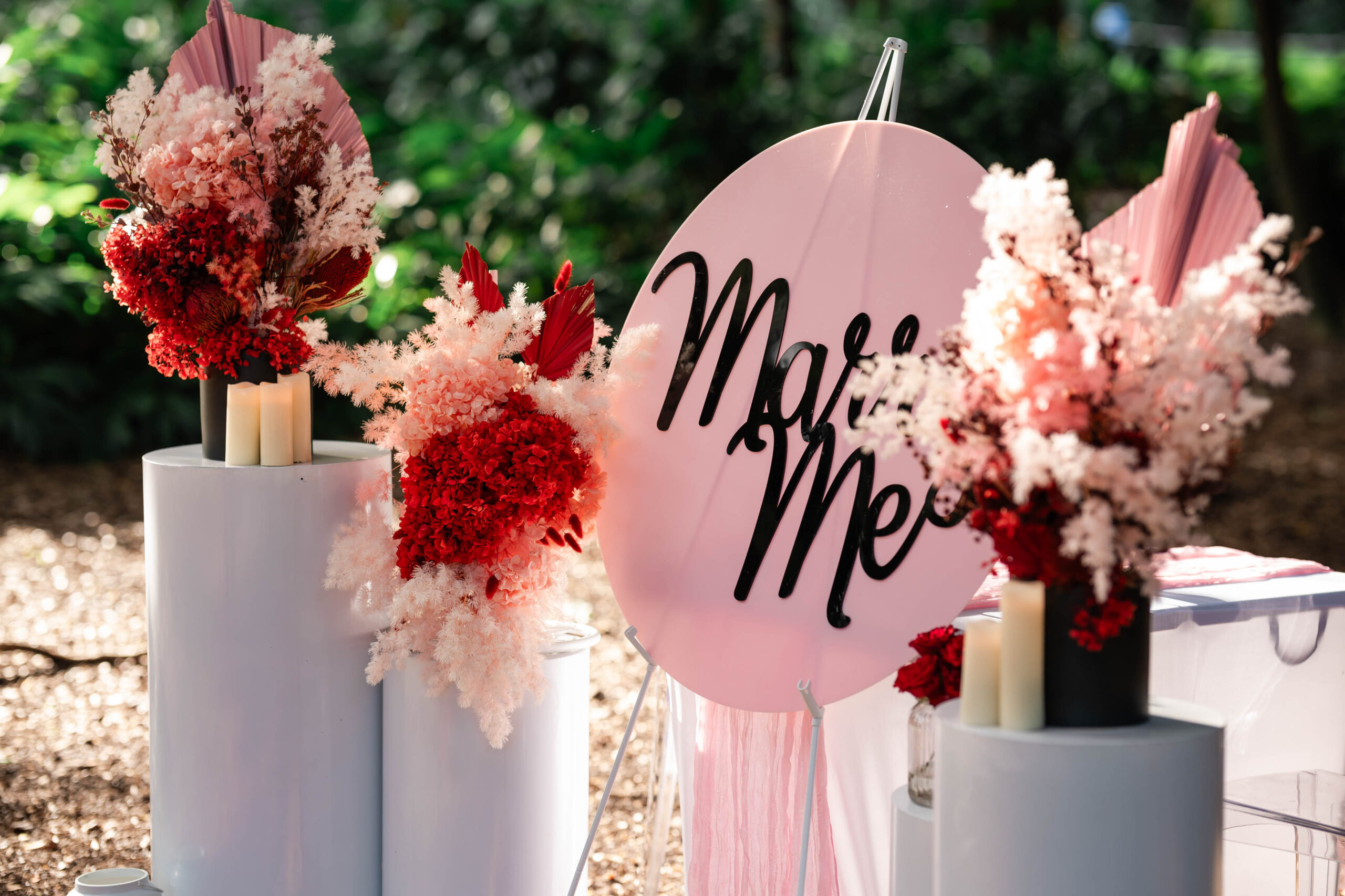 romantic proposal decor
