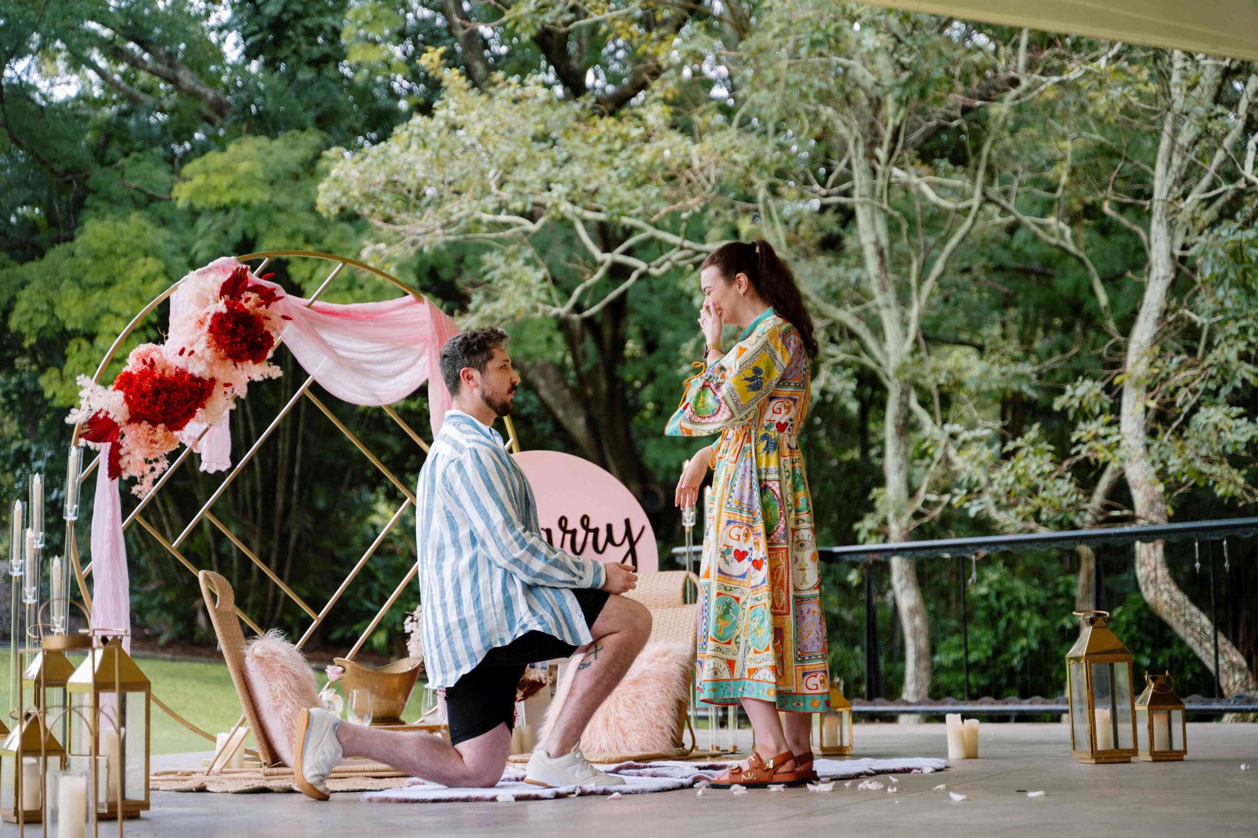 luxury picnic proposal setting