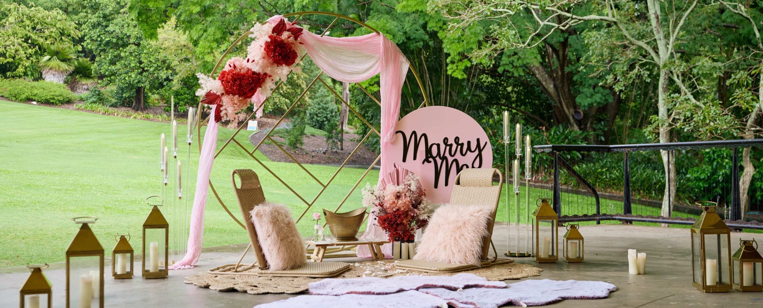 romantic proposal picnic in Brisbane