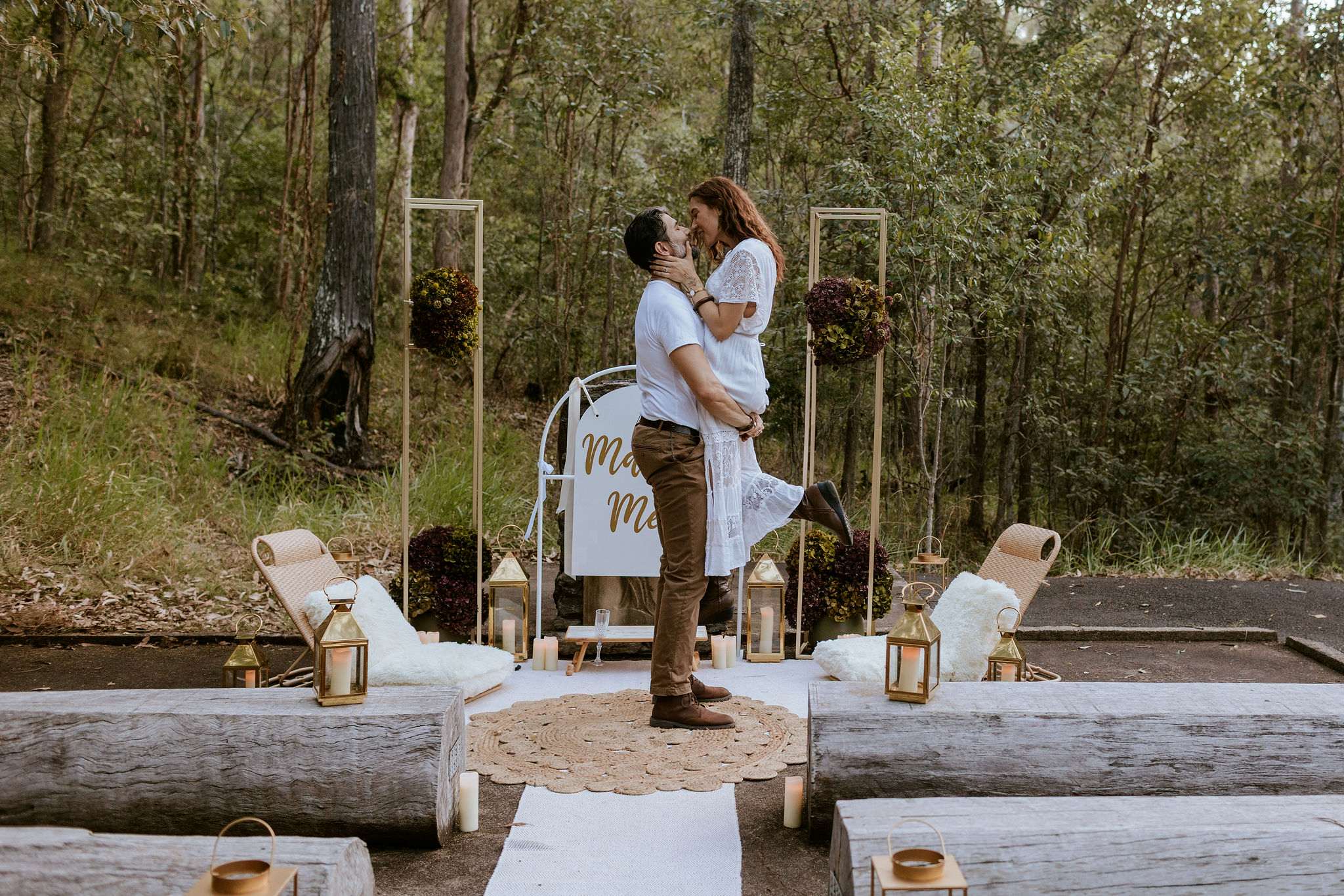 romantic proposal in nature